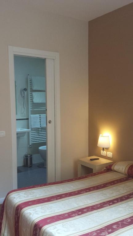 Hotel Saturnia Róma Kültér fotó